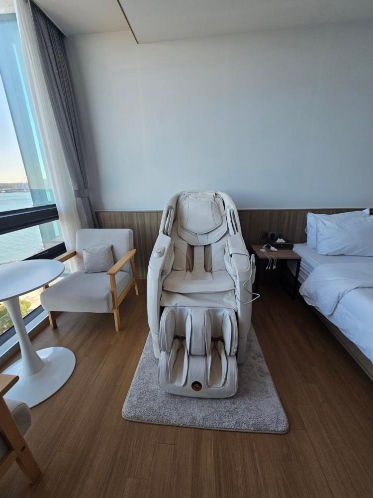 The Van Hotel Ulsan Exterior foto